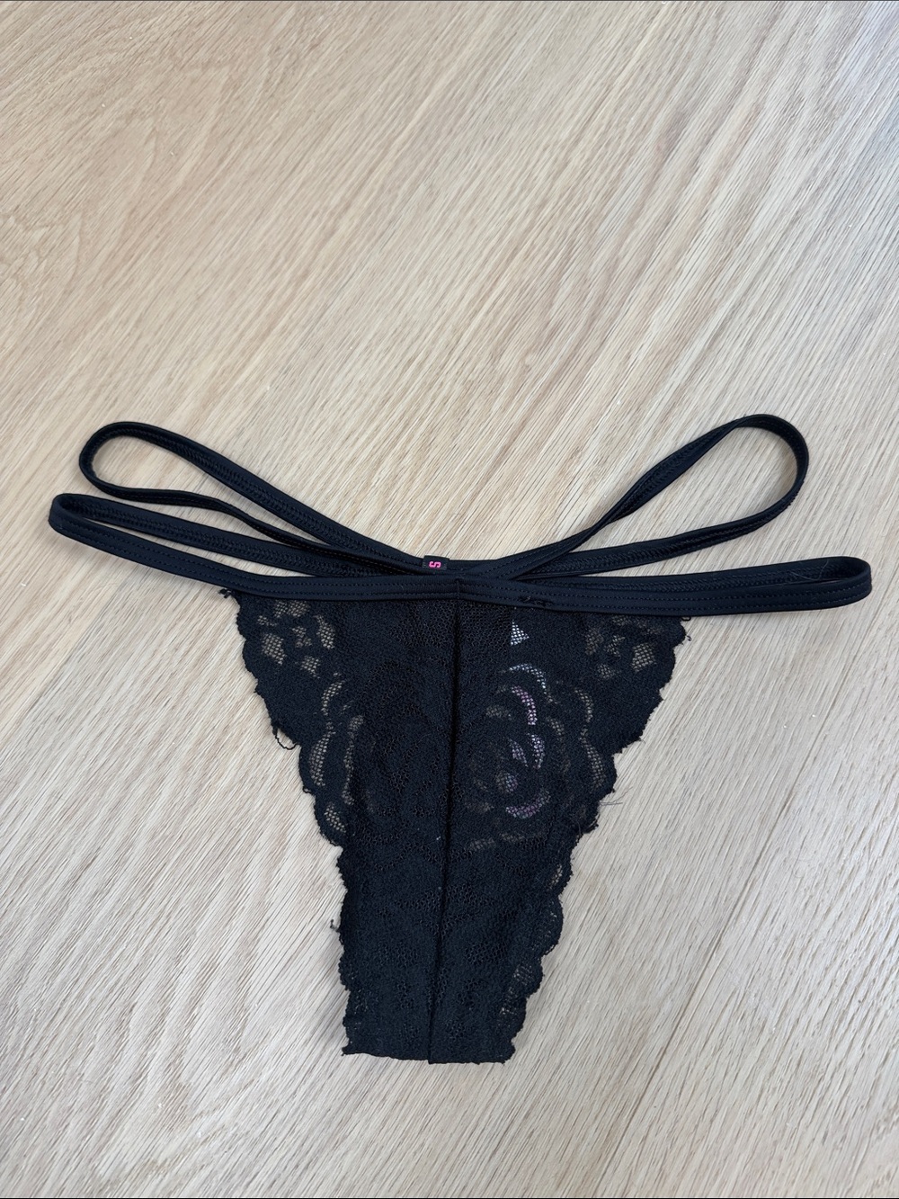 PINK Victoria’s Secret Strappy Lace Thong Panty XS